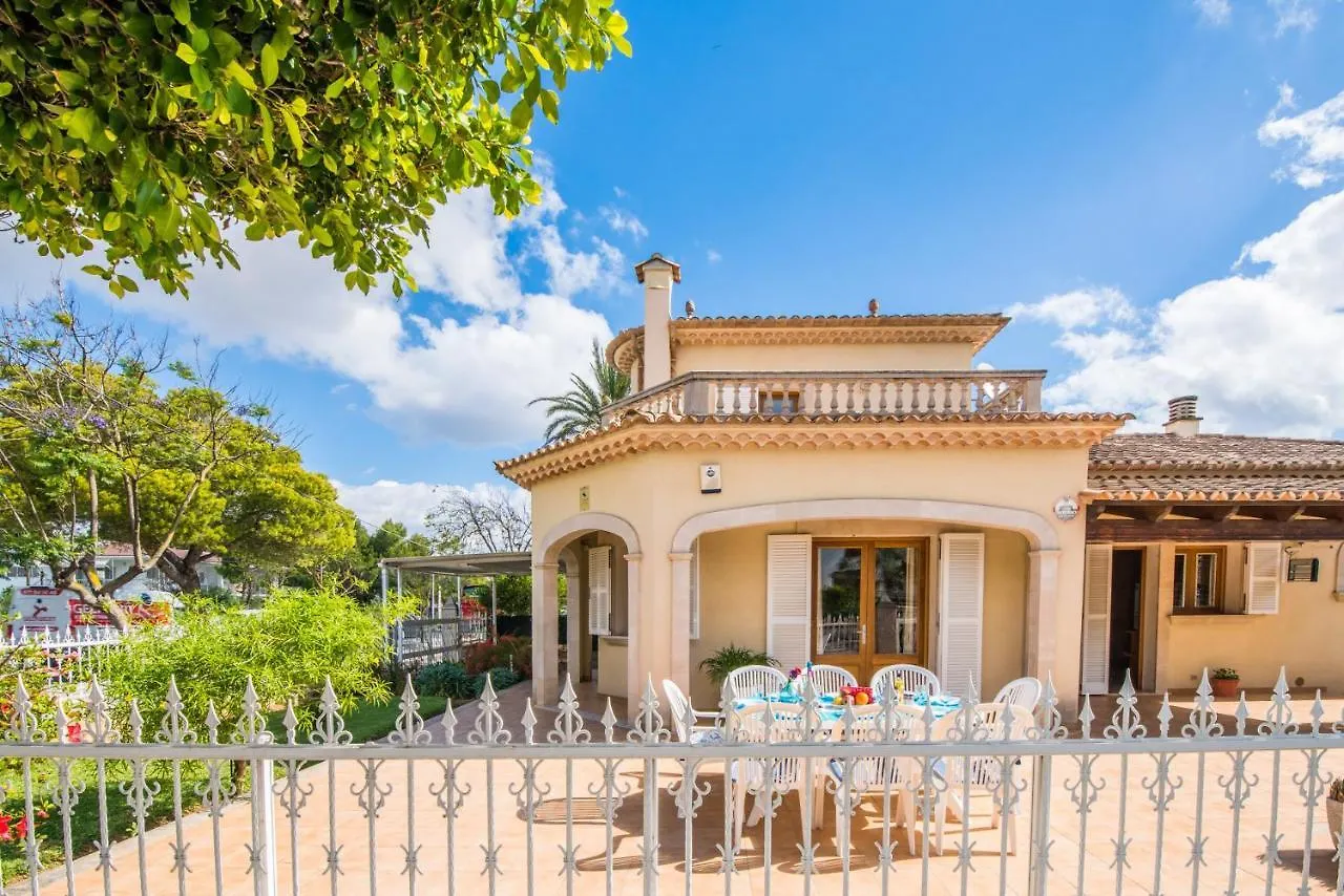 Ideal Property Mallorca - Villa Celia 0*, Port de Alcudia (Mallorca) Spain